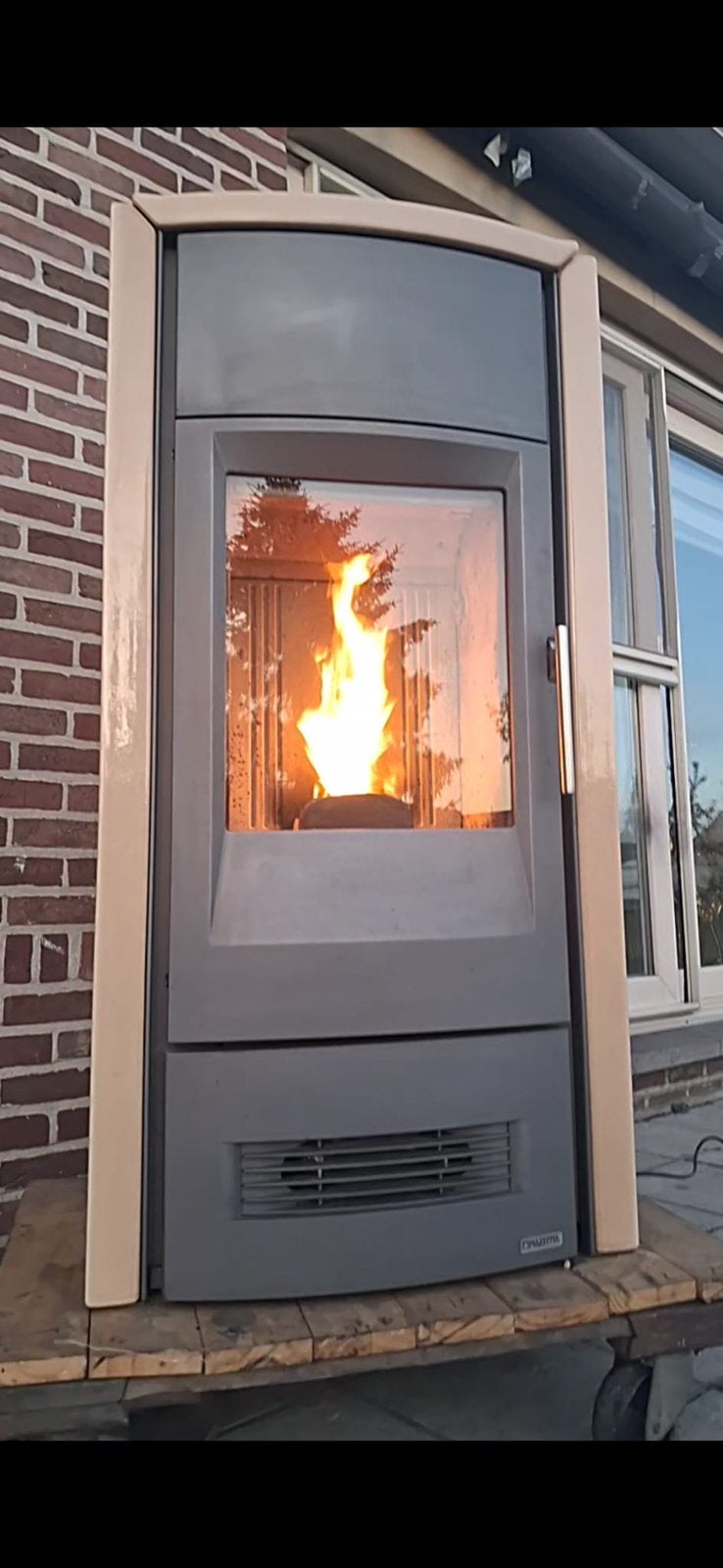 Piazzetta P963 Pelletkachel 11kW - Zeer goede staat, Ophalen, Zo goed als nieuw, Pelletkachel