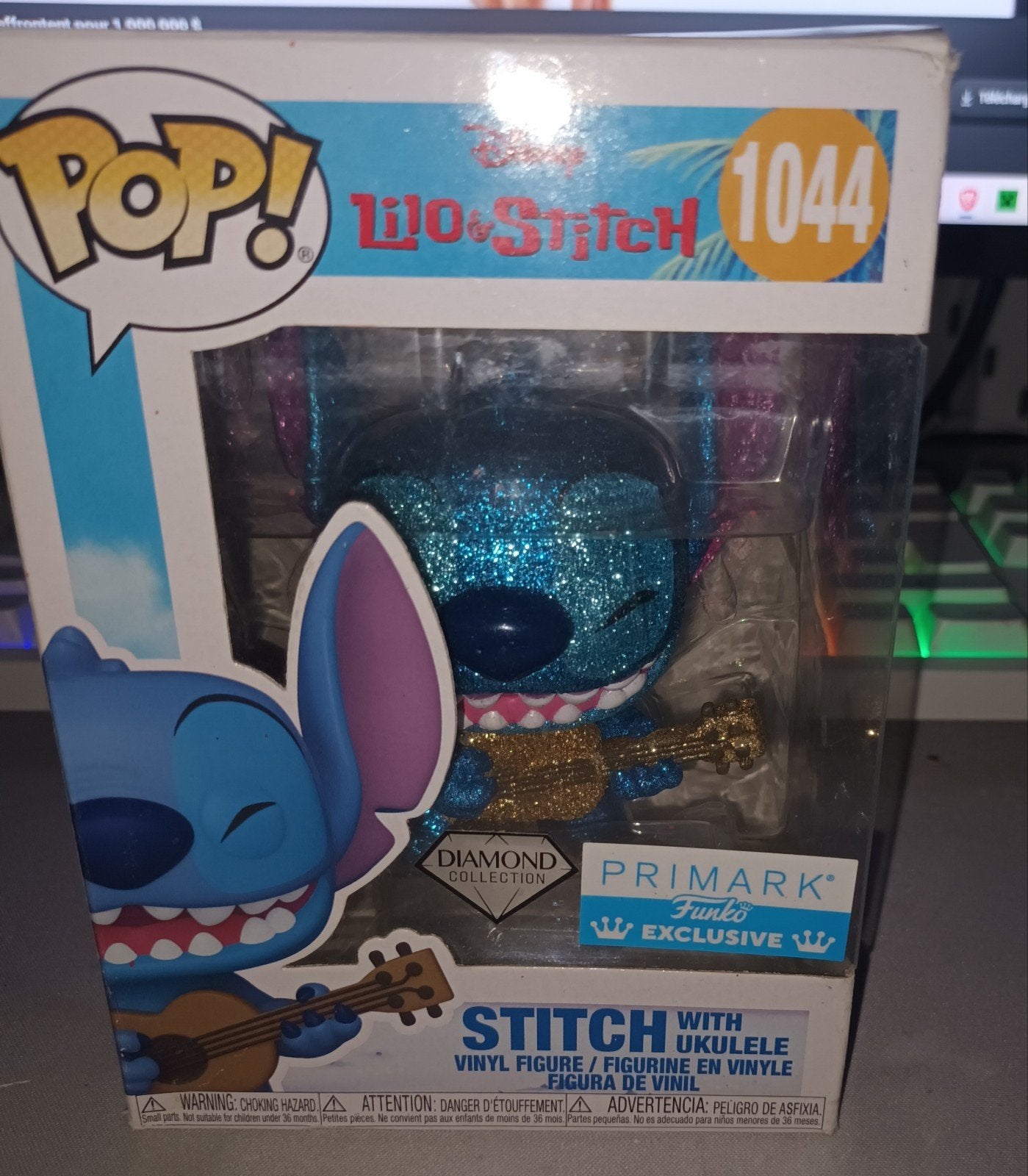 pop Stitch exclusive, Collections, Enlèvement