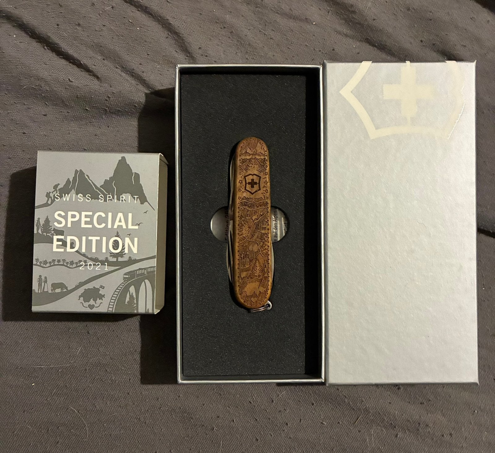 Victorinox swiss spirit 2021, Enlèvement ou Envoi, Neuf
