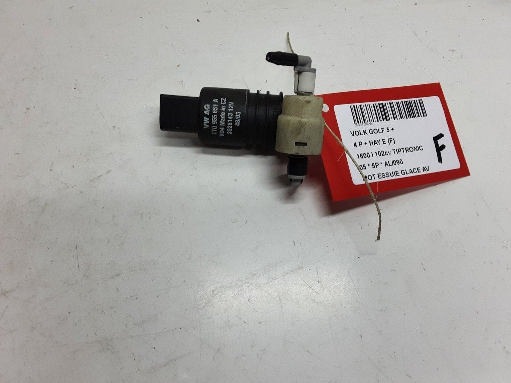 RUITENSPROEIERPOMP VOOR Golf V (1K1) (1T0955651A), Gebruikt, Volkswagen, Mevr. I. Hauben, Rue de l'Espoir 34 34
4030  GRIVEGNÉE, BE