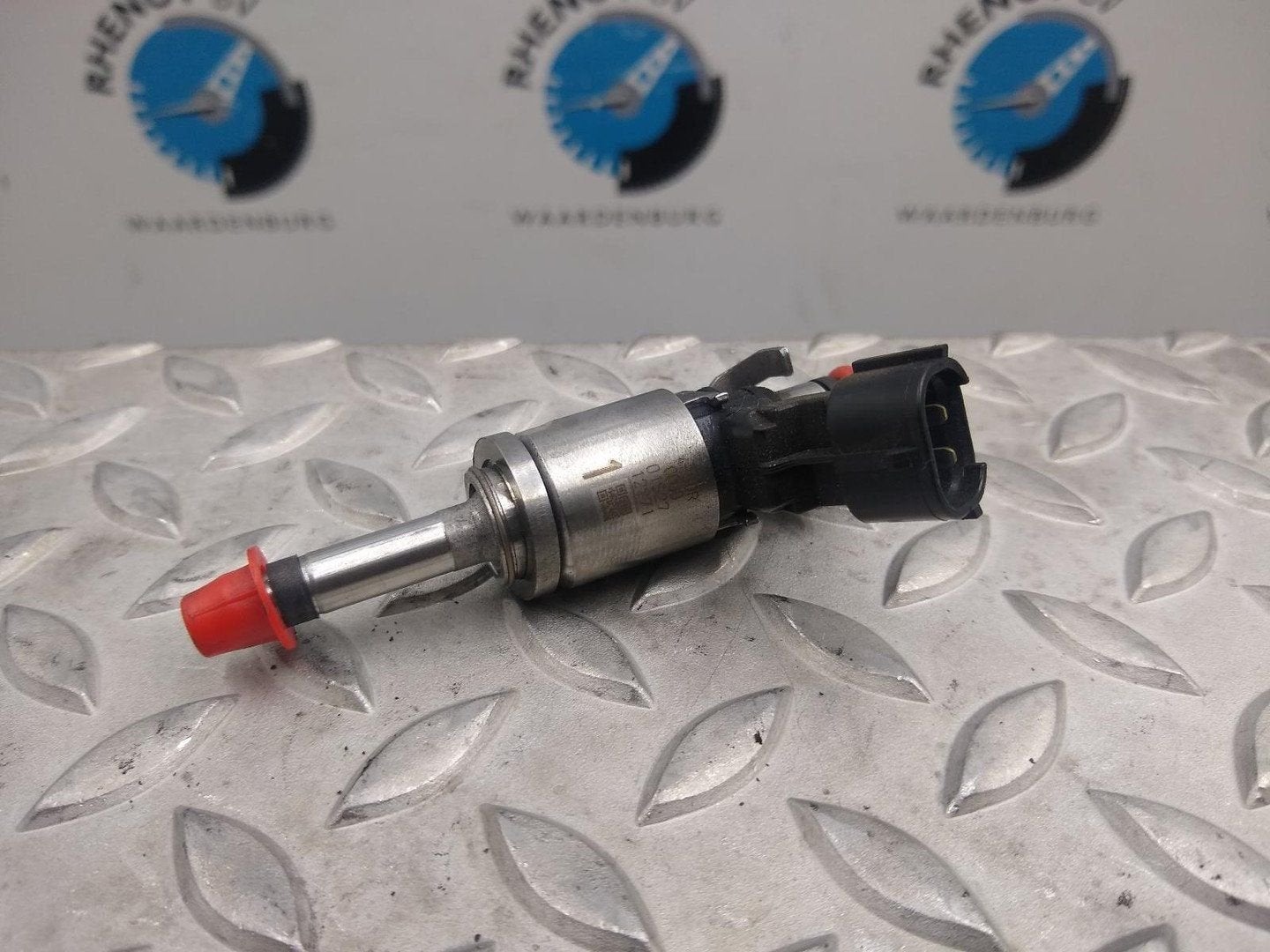 RENAULT MEGANE BRANDSTOF INJECTOR / VERSTUIVER 2016, Ophalen of Verzenden, Gebruikt, Stiba lid