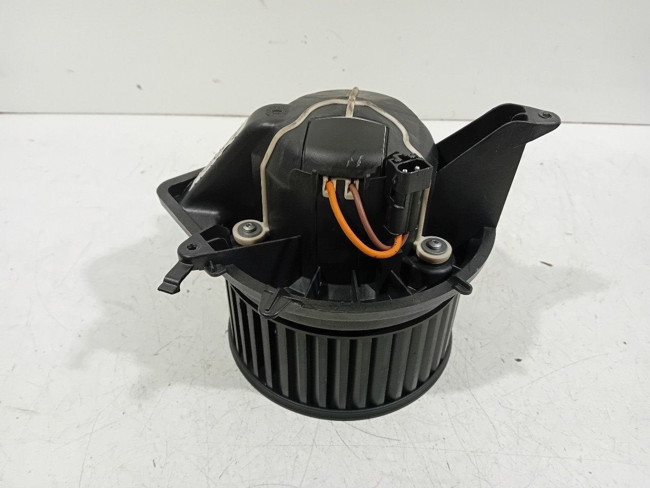 Kachel ventilator motor Mini Mini, Onderdelen@venauto.nl, Van der Ven Autorecycling B.V., Ettenseweg 76, 4706 PB Roosendaal, The Netherlands