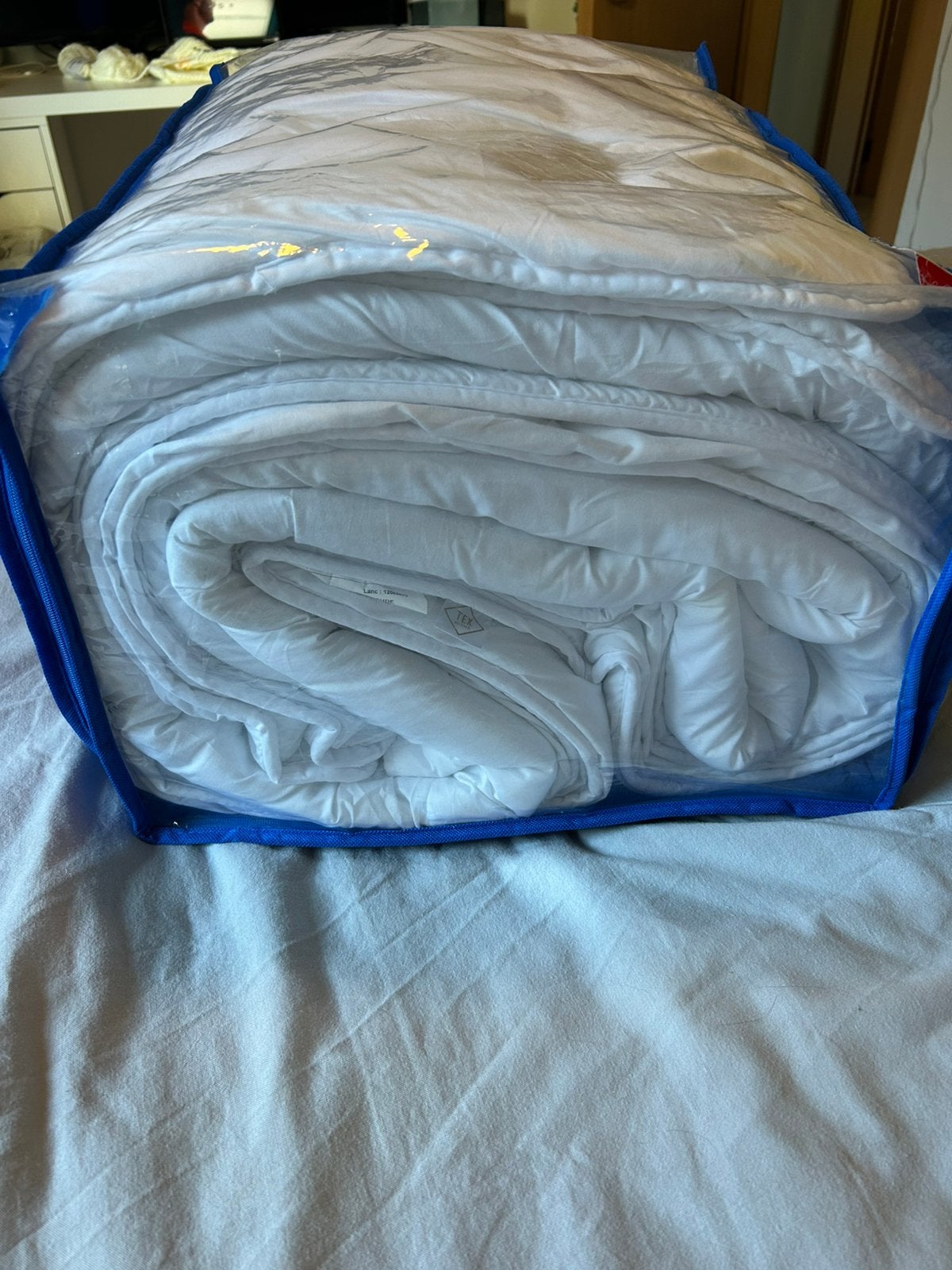 Couette 260x240, Maison & Meubles, Neuf, Lit double, Enlèvement, Polyester