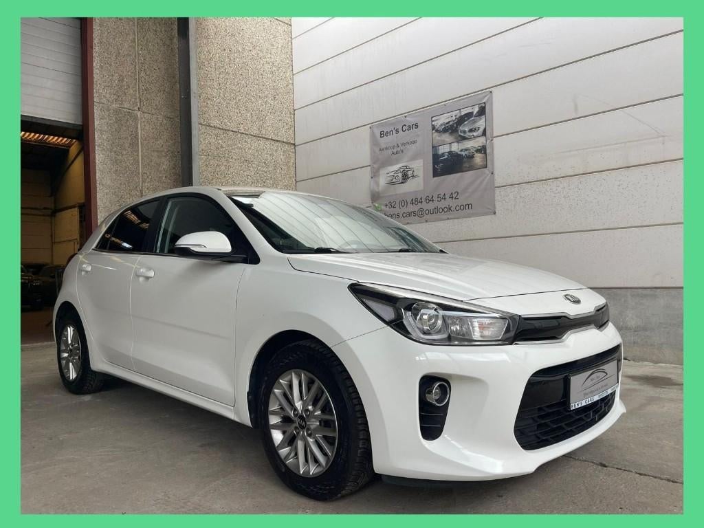 Kia Rio 1.0 T-GDI Fusion 101 pk * GPS/Camera *, Stof, 4 cilinders, Wit, Bedrijf