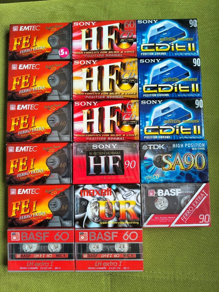 cassettebandjes nieuw sealed basf sony tdk maxell 17 stuks, Ophalen of Verzenden, Nieuw in verpakking, 2 t/m 25 bandjes, Origineel