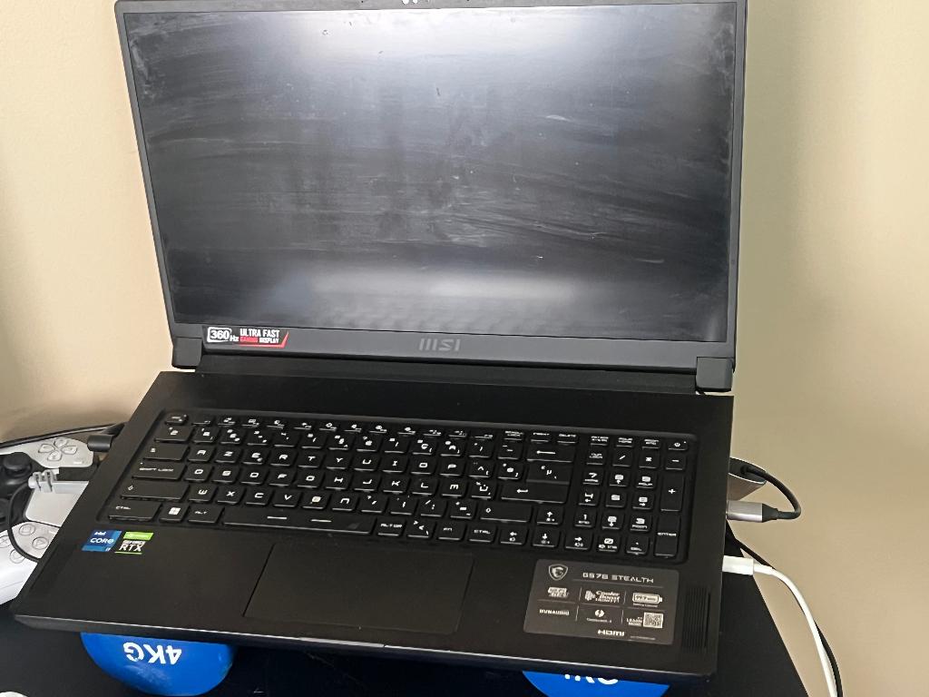 Msi GS76 stealth, Informatique & Logiciels, Ordinateurs portables Windows, Utilisé, 17 pouces ou plus, SSD, Inconnu, 16 GB, Azerty