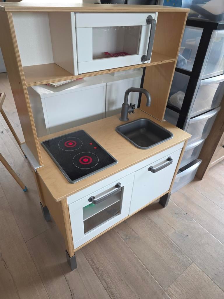 Ikea speel keuken, Ophalen