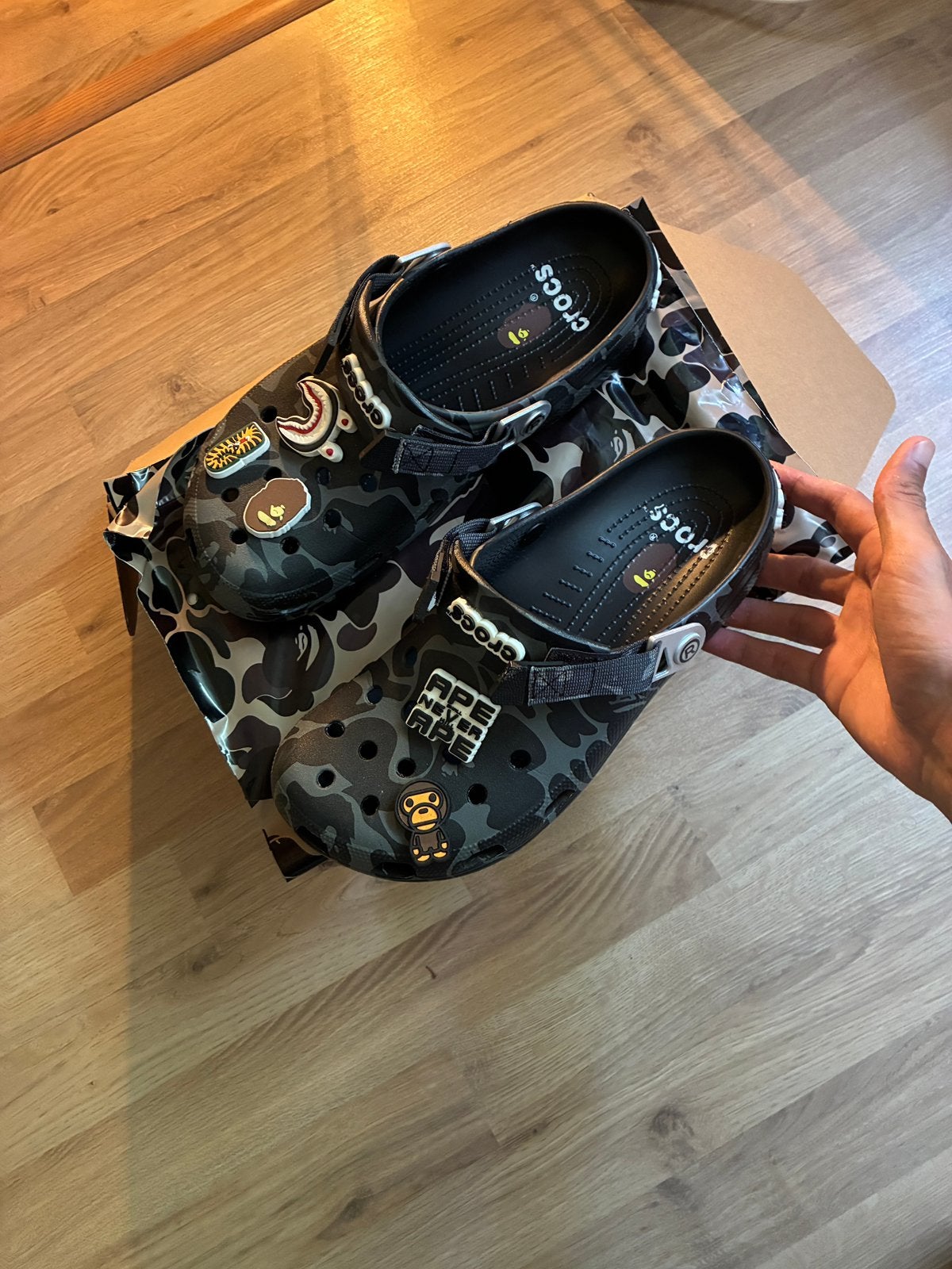Crocs x bape, Kleding | Heren, Zwart, Nieuw, Ophalen, Slippers