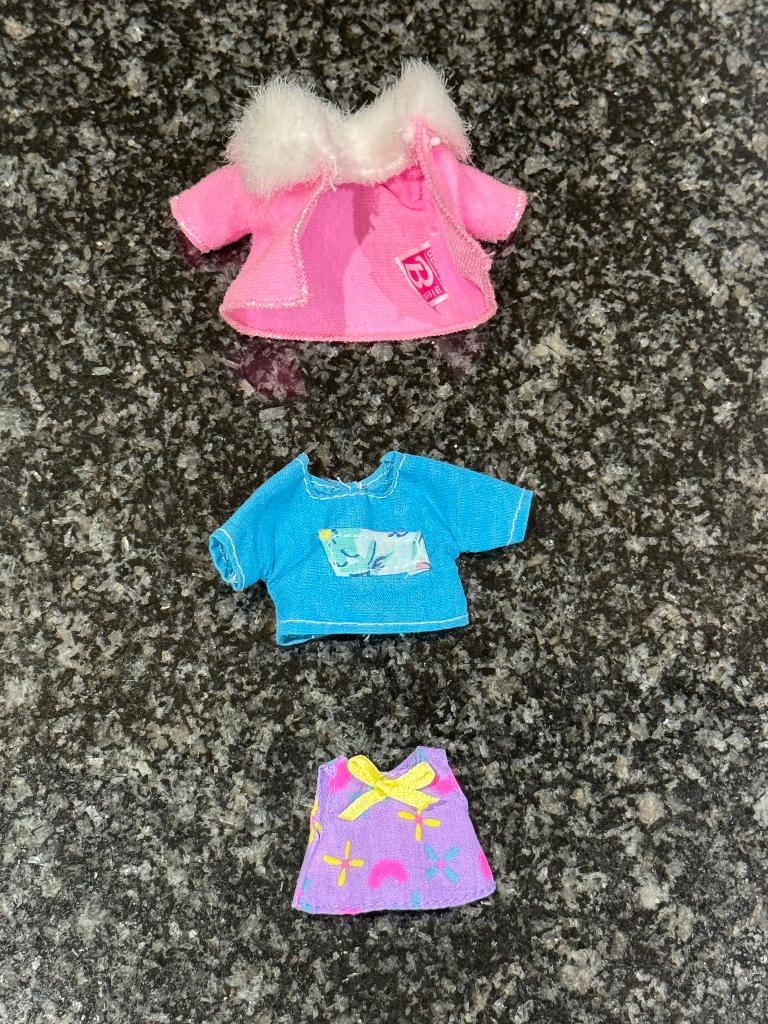 Baby Barbie kleding ( vintage ), Ophalen of Verzenden, Zo goed als nieuw, Kleertjes