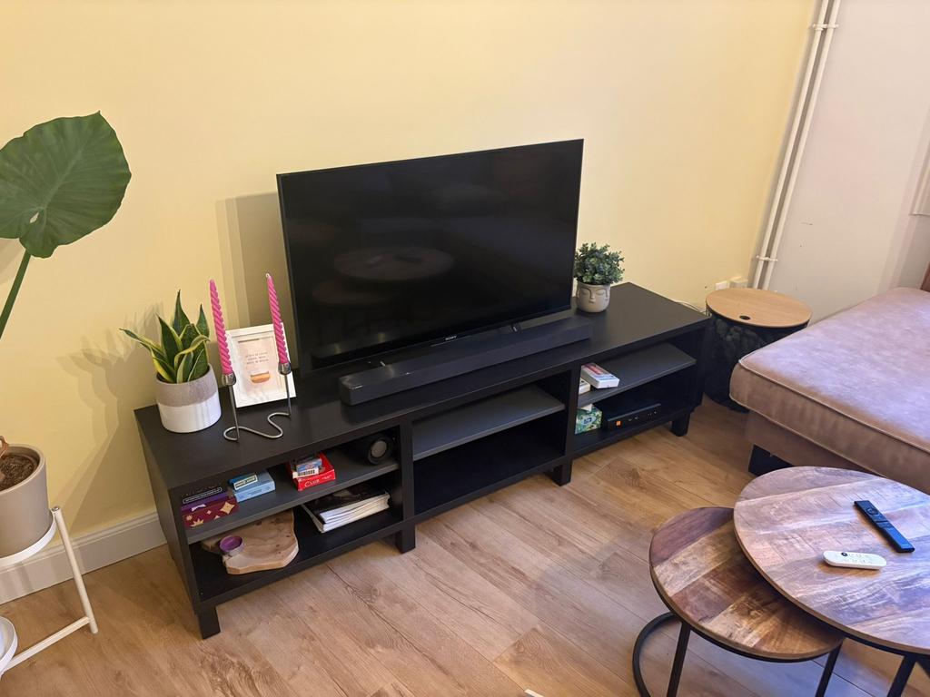 Tv-meubel Besta, Huis en Inrichting, Kasten |Televisiemeubels, Ophalen, 150 tot 200 cm, Zo goed als nieuw, Minder dan 100 cm