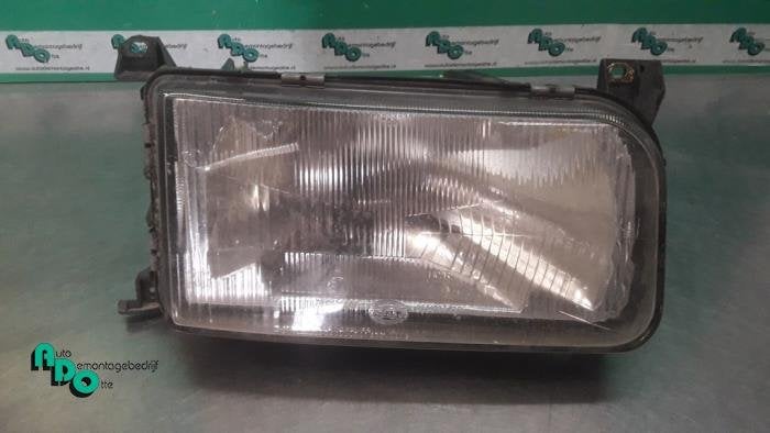 Phare droit d'un Volkswagen Passat (Passat 88-), -, 3 mois de garantie, Utilisé, -