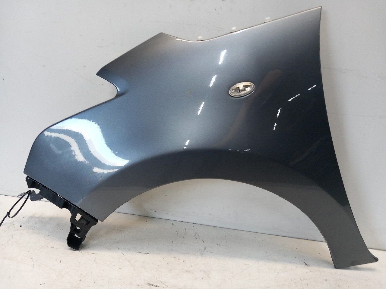Spatbord links voor Citroën C3, Onderdelen@venauto.nl, Van der Ven Autorecycling B.V., Ettenseweg 76, 4706 PB Roosendaal, The Netherlands