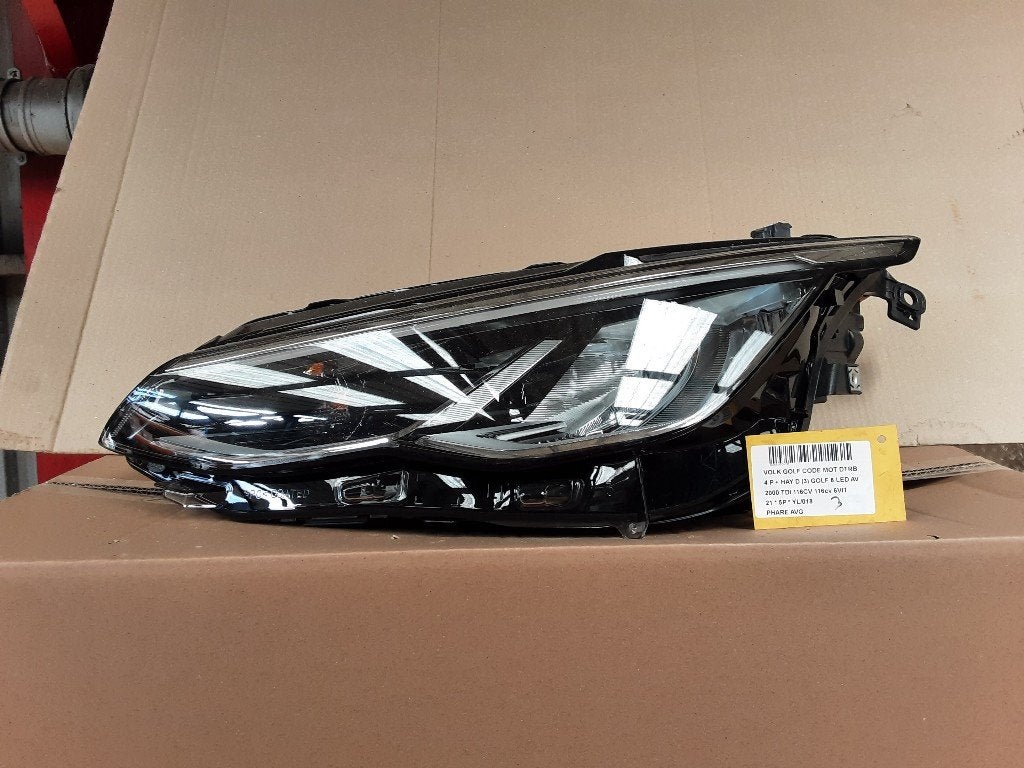 KOPLAMP LINKS Volkswagen Golf VIII (CD1) (5H1941005), Auto-onderdelen, Gebruikt, Volkswagen, Mevr. I. Hauben, Rue de l'Espoir 34 34
4030  GRIVEGNÉE, BE