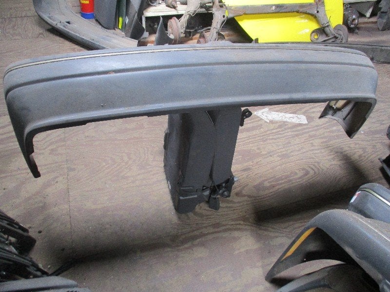 BUMPER ACHTER Ford Escort 5 (AAL / ABL) (01-1990/01-1995), Gebruikt, Achter, Bumper, Henry-Ford-Straße  1
50735  Köln, DE