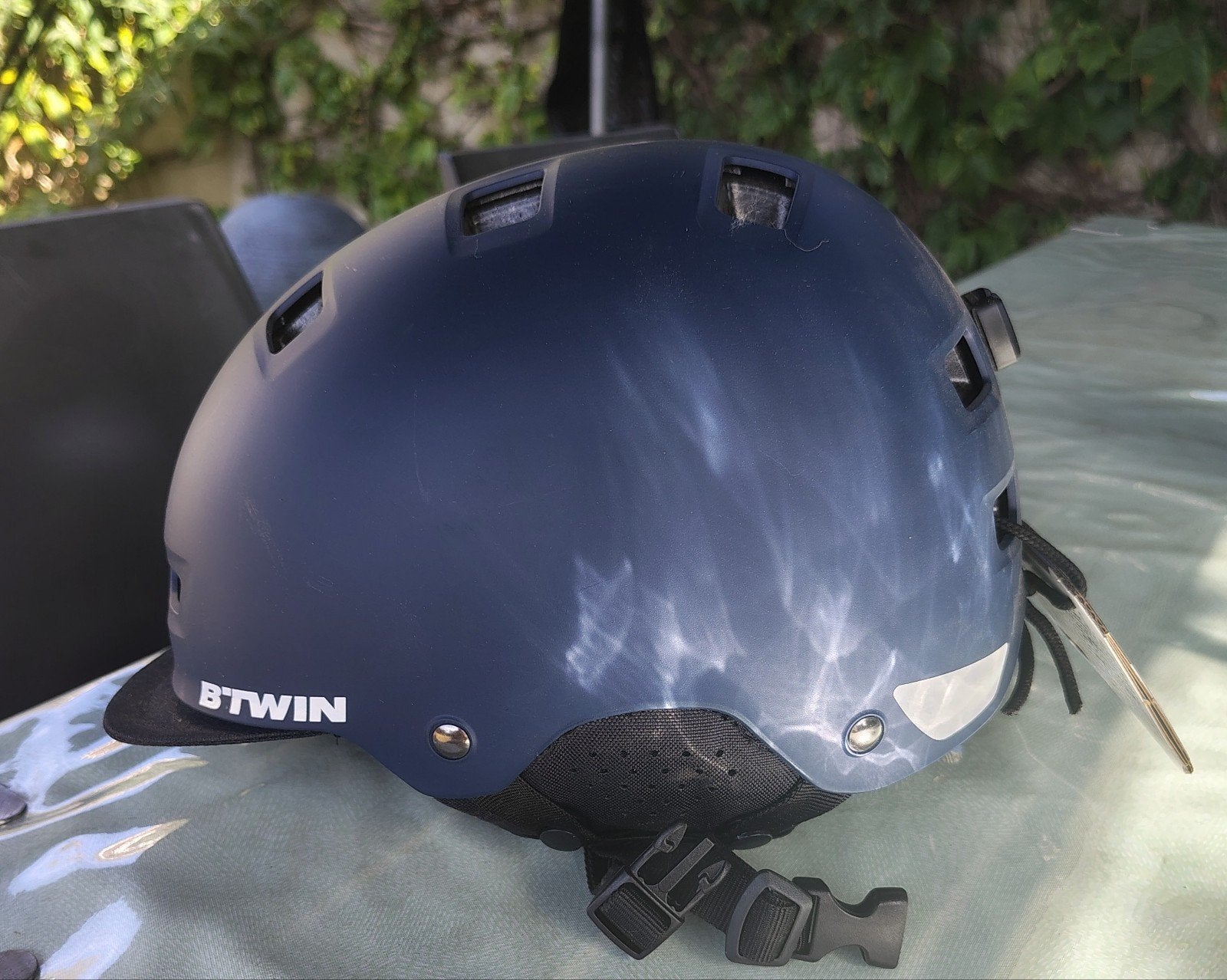 Btwin  fietshelm  maat 59-62, Vélos & Vélomoteurs, Accessoires vélo | Casques de vélo, Enlèvement ou Envoi, Neuf, Homme, Decathlon Btwin