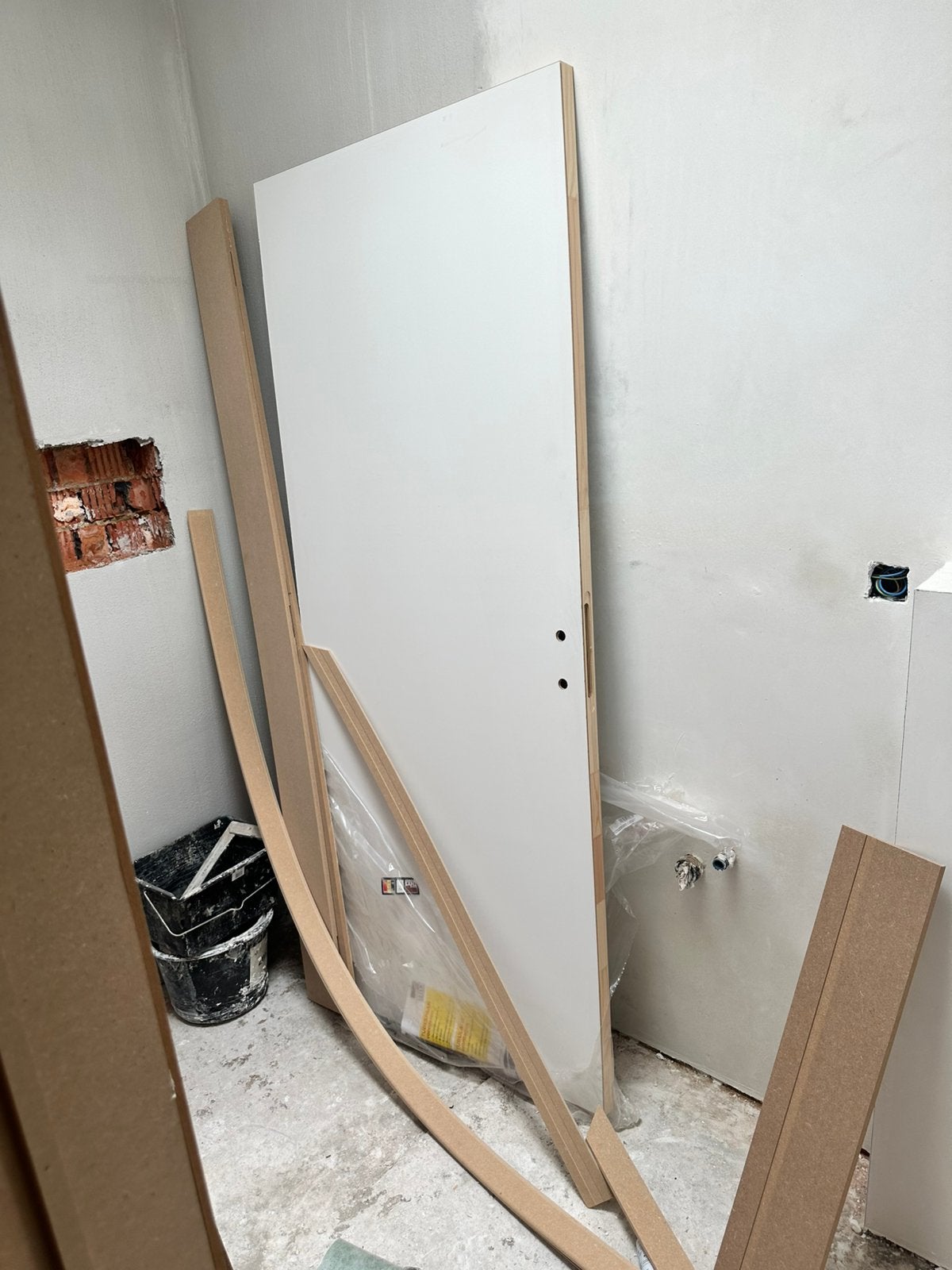 83 cm Thys massieve binnendeur, Doe-het-zelf en Bouw, Deuren en Vliegenramen, Ophalen, Zo goed als nieuw, Binnendeur