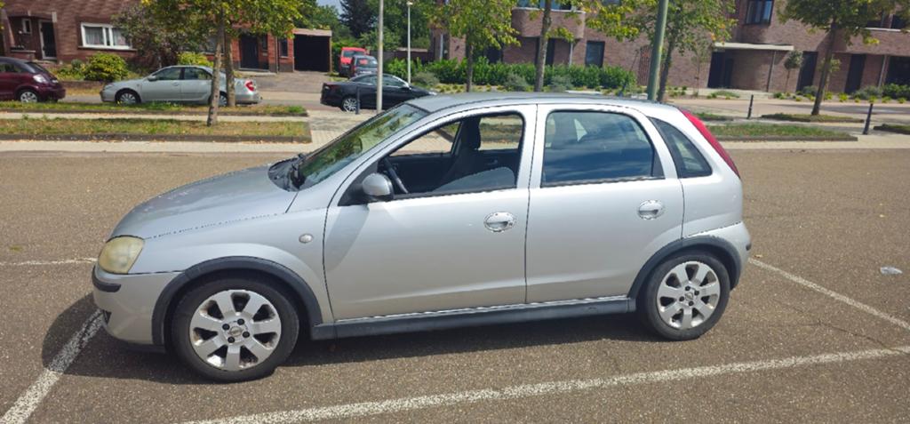 Opel corsa c, Auto's, Voorwielaandrijving, Euro 5, Stof, Handgeschakeld