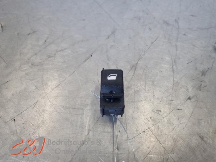 Commutateur vitre électrique d'un Opel Combo, -, Opel, 3 mois de garantie, Utilisé