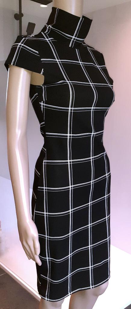 Korte jurk zwart wit geruit H&M XS, Kleding | Dames, Jurken, Nieuw, Maat 34 (XS) of kleiner, Zwart, Boven de knie, Ophalen of Verzenden