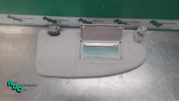 Pare-soleil d'un Ford Focus (Focus 04-), -, 3 mois de garantie, -, -