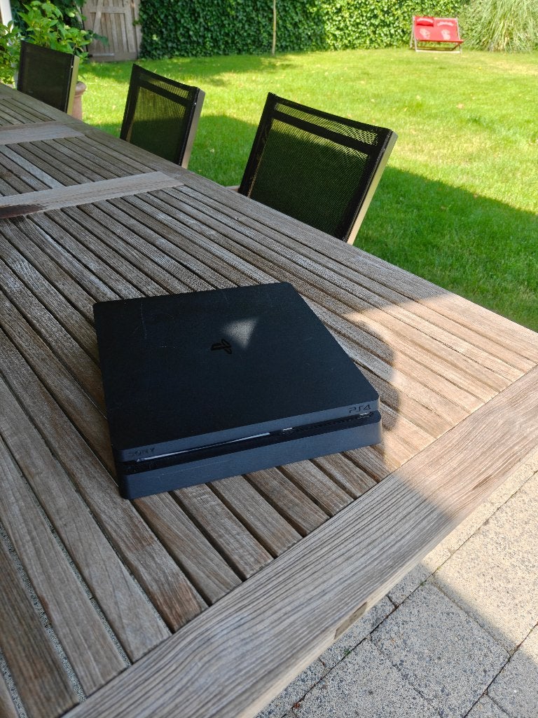 playstation 4 slim edition 1Tb, Games en Spelcomputers, Spelcomputers | Sony PlayStation 4, Ophalen, Zo goed als nieuw, Zonder controller