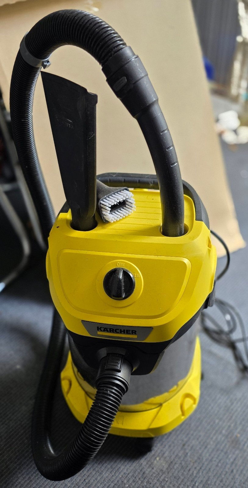 aspirateur sec et humide KARCHER, Enlèvement, Comme neuf, Aspirateur d'eau