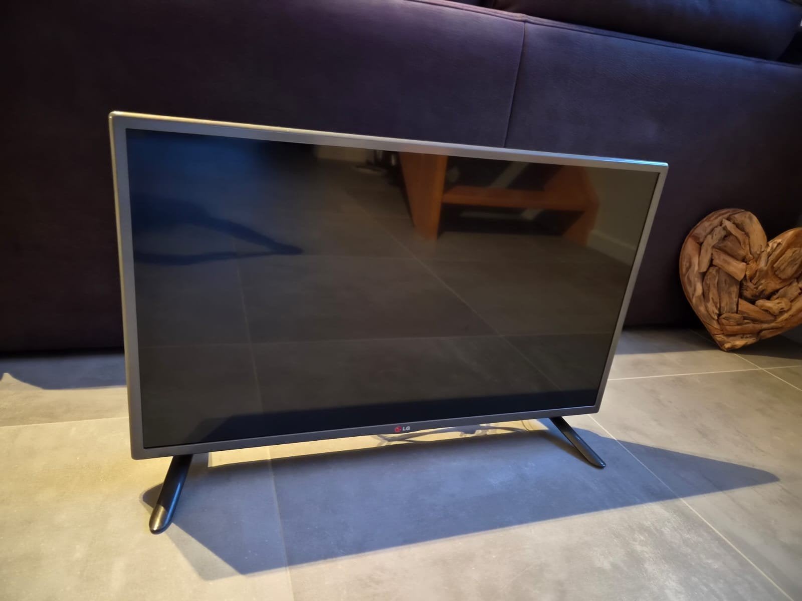 LG 32 inch Full HD televisie — model 32LB5610, Computers en Software, Ophalen