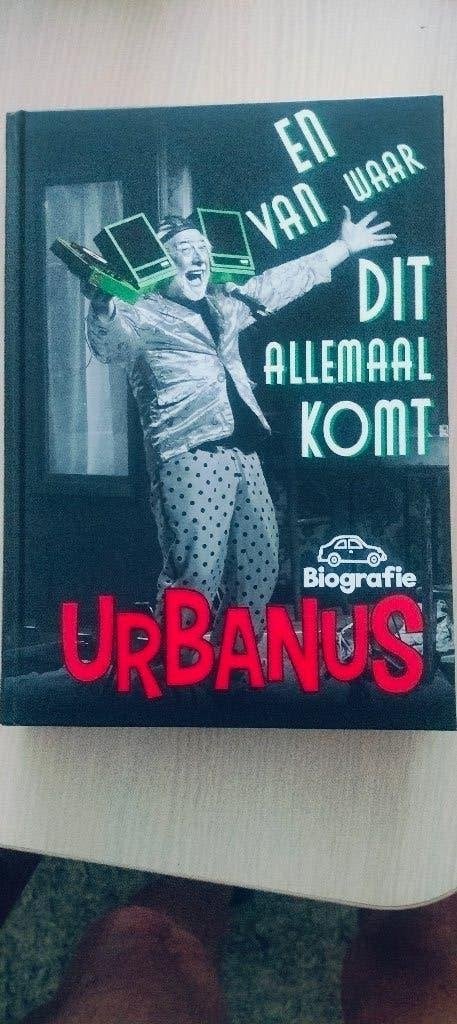 Boek URBANUS Biografie, Ophalen, Overige, Zo goed als nieuw, Urbain Servrankx