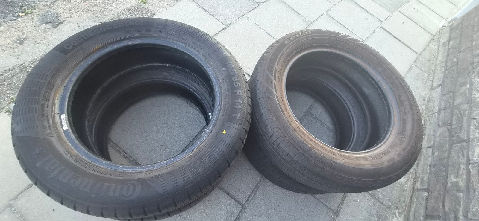 165 65 14 79t  Bridgestone et continental, Autos : Divers, Accessoires de voiture