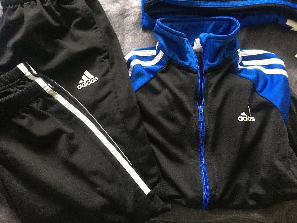 Adidas training, Kinderen en Baby's, Kinderkleding | Maat 152, Ophalen, Broek