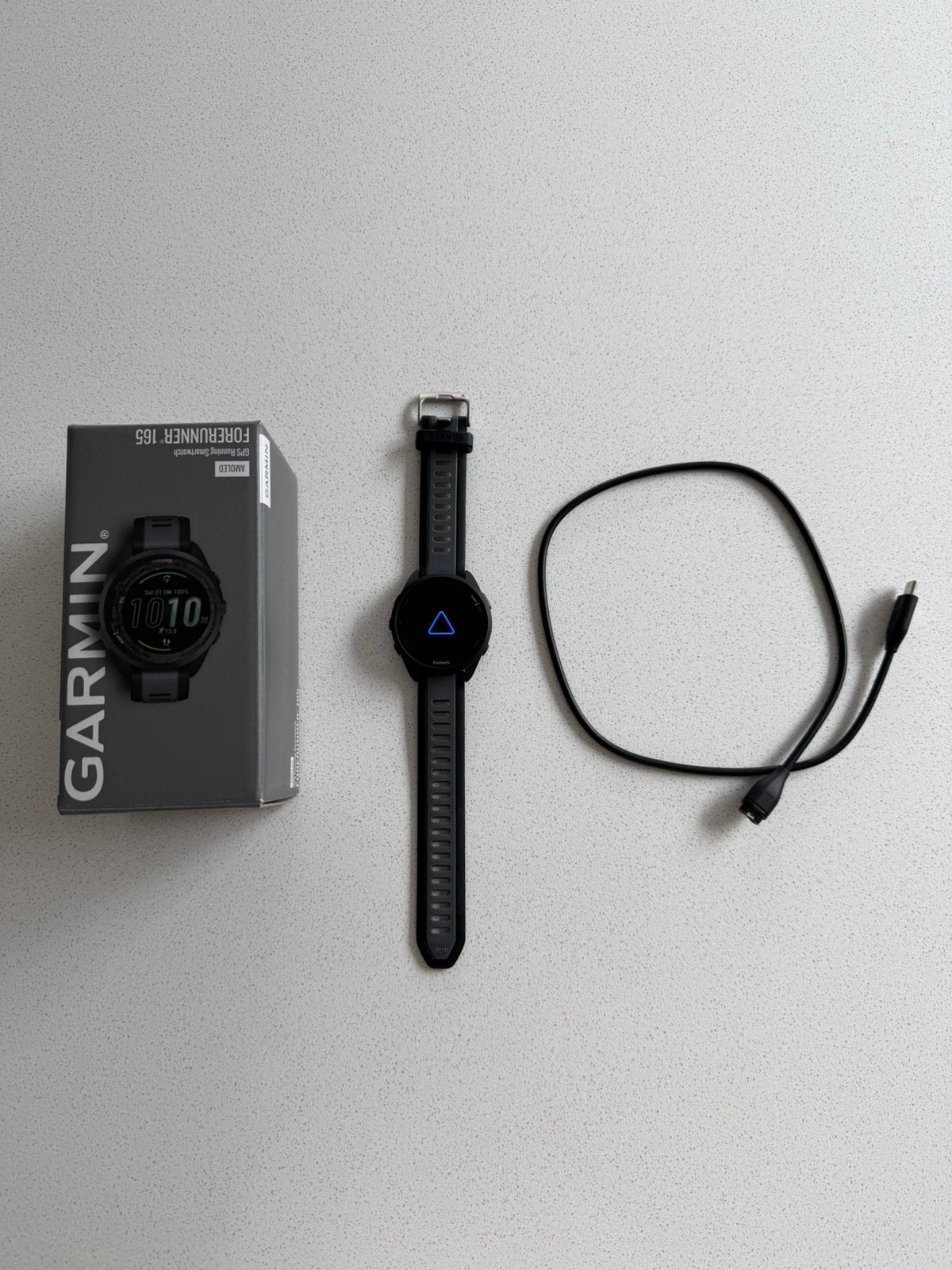 Garmin Forerunner 165 (AMOLED), Bijoux, Sacs & Beauté, Montres de sport, Enlèvement, Comme neuf
