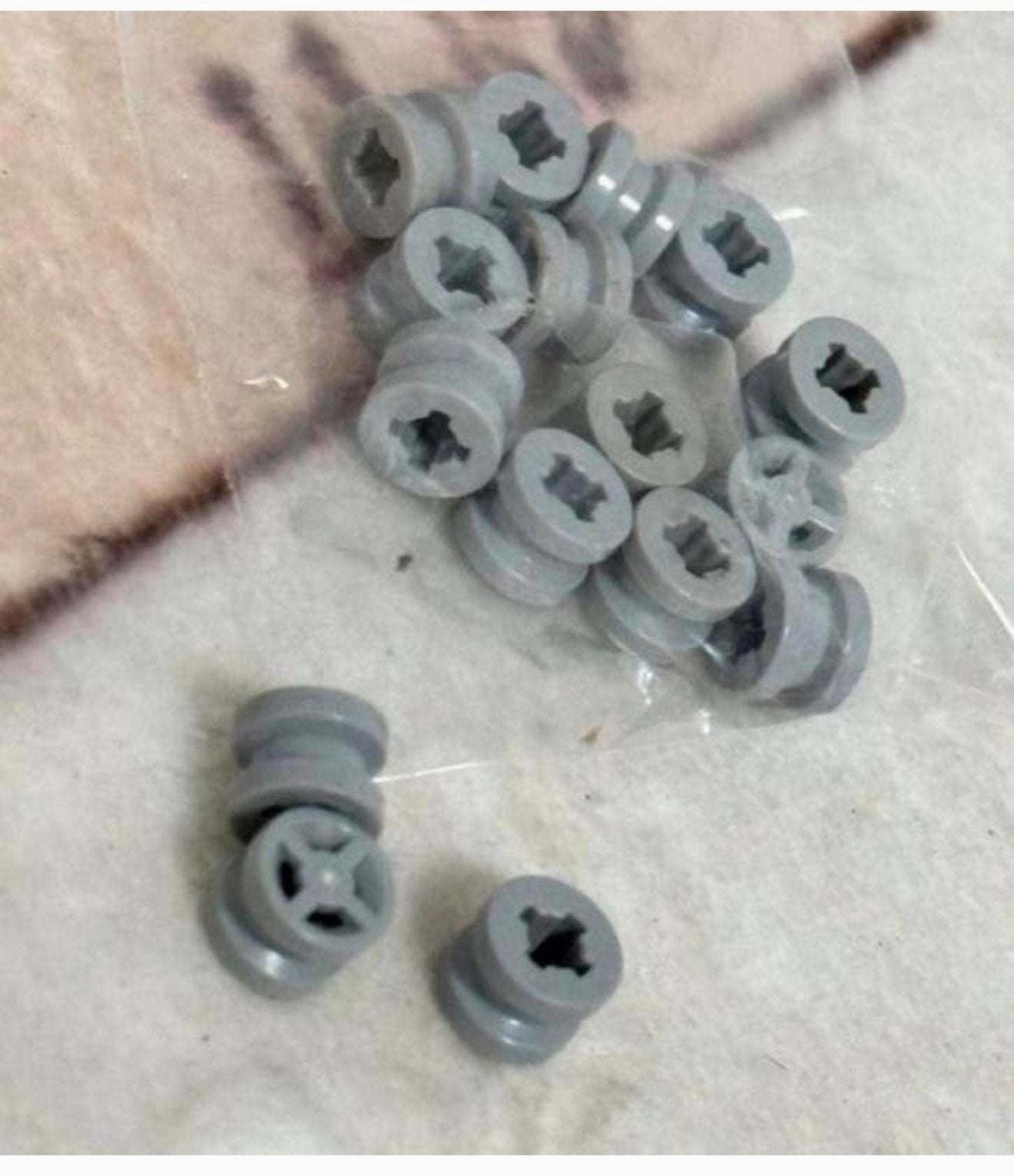 16 x Roue LEGO Part No 4624, 8 mm x 6 mm, gris, Enlèvement ou Envoi, Comme neuf, Briques en vrac, Lego