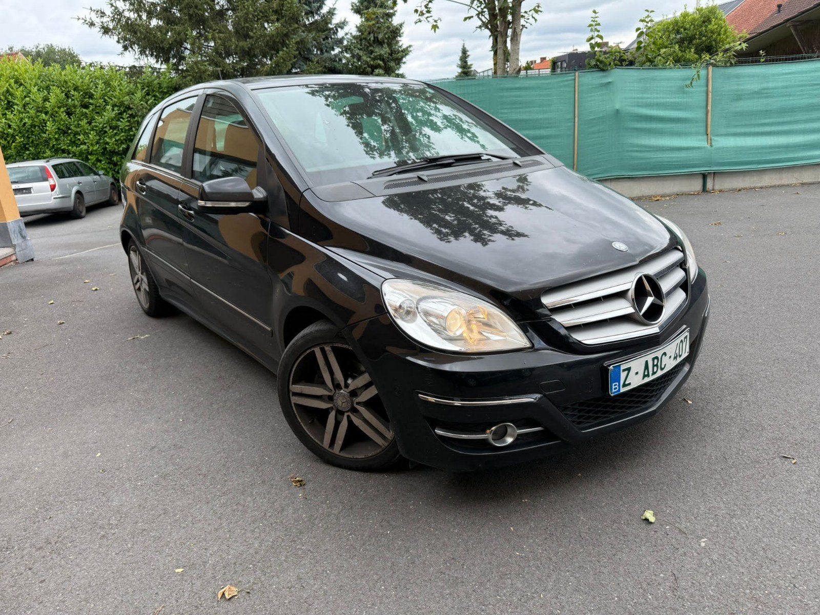 Mercedes b180 diesel 142 281 km, Euro 5, Zwart, Zwart, Bedrijf