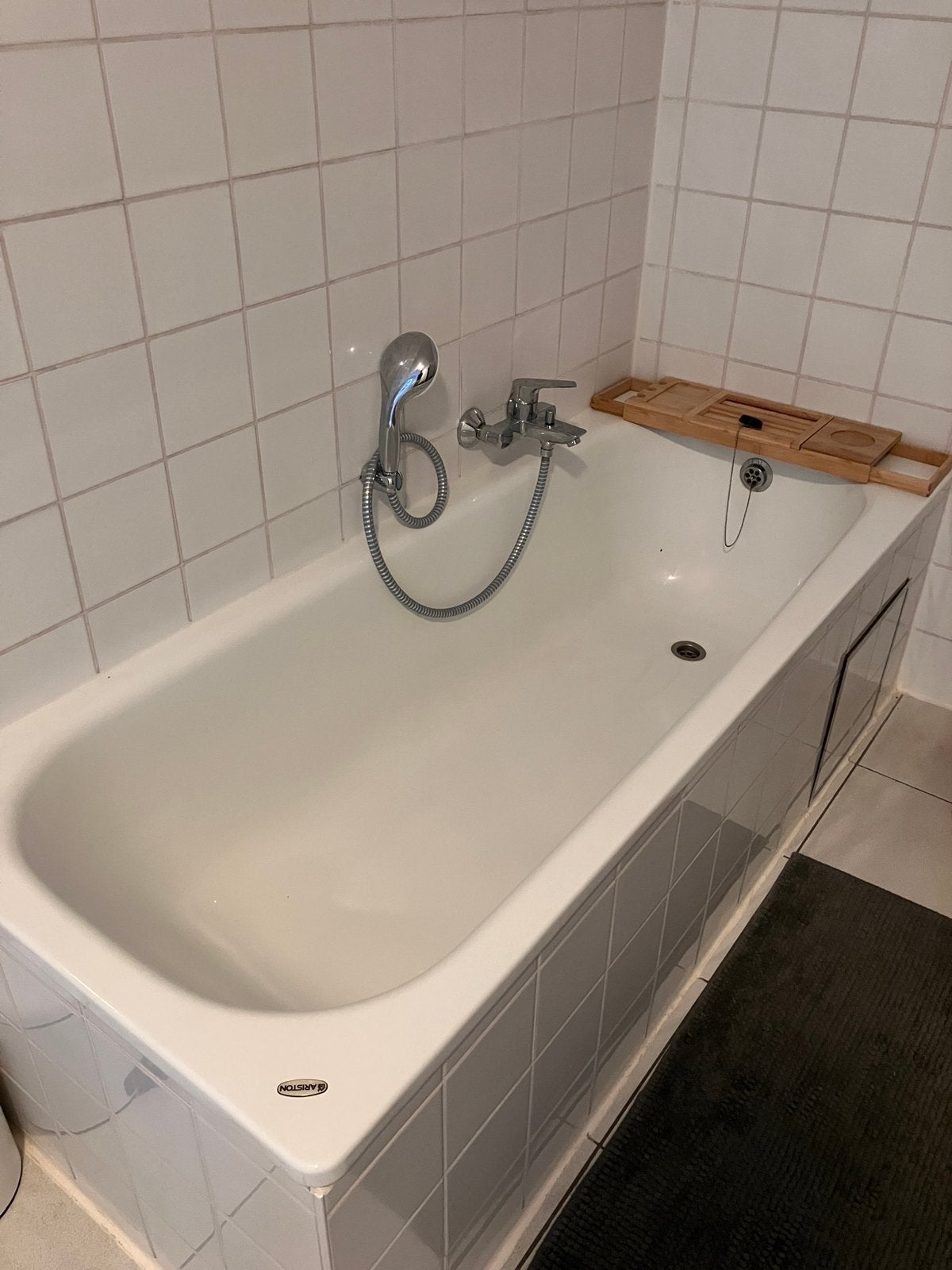 Inbouw ligbad Ariston + Grohe mengkraan, Ophalen, Gebruikt
