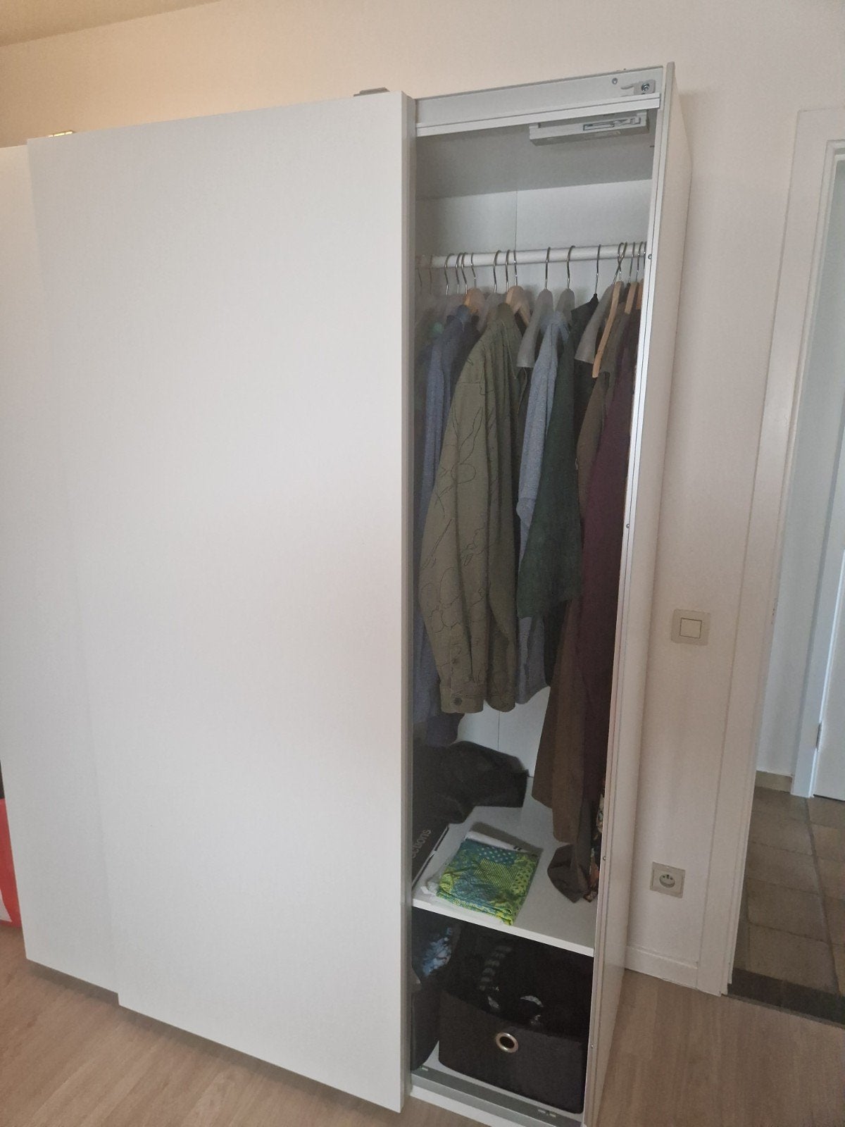 Kleerkast hang + leg, Ophalen