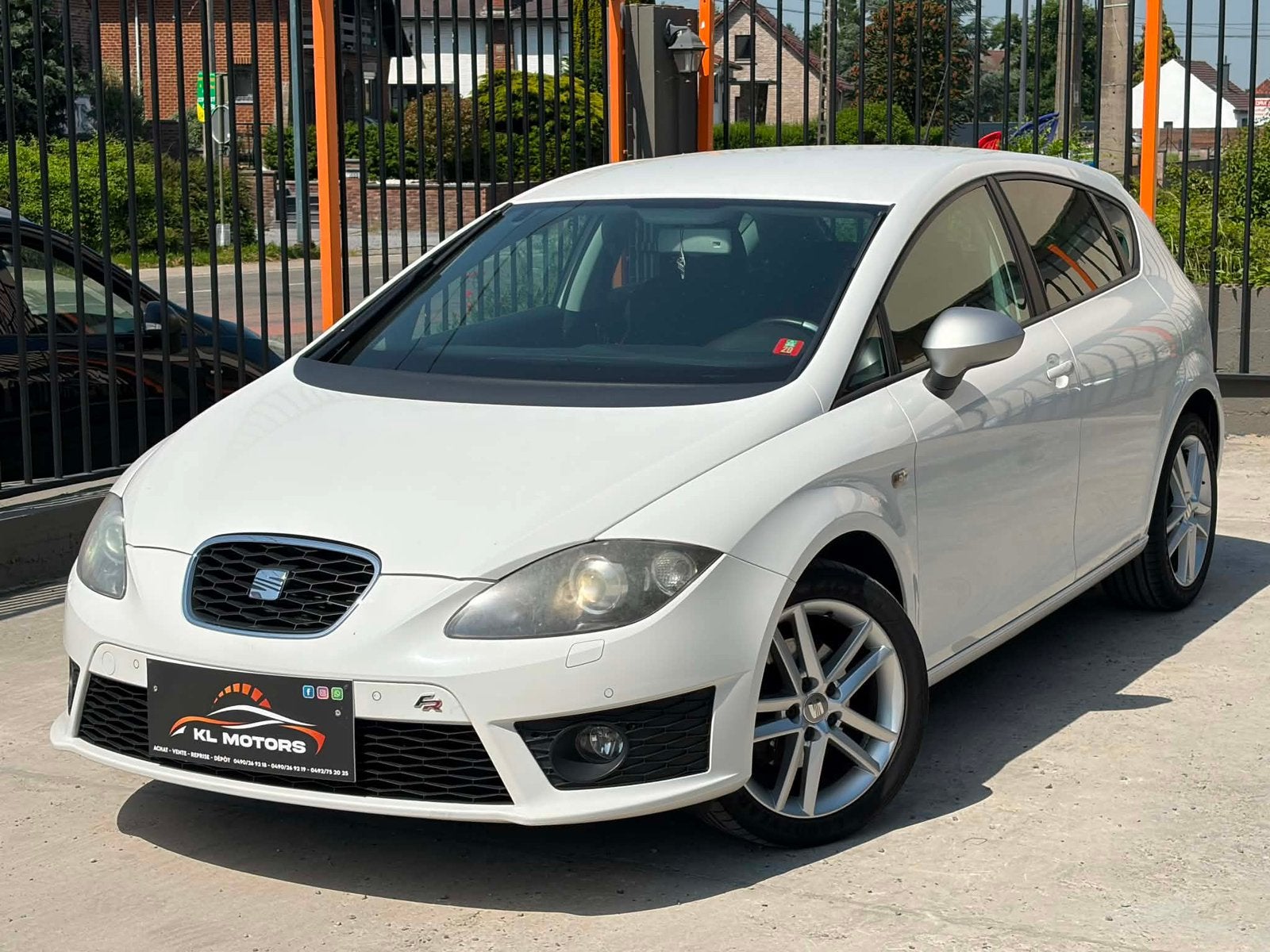 SEAT LEON ÉDITION FR 2.0CR TDI 140CV 189 000KM CARPASS 2012, Autos, Seat, Euro 5, Achat, Entreprise, Noir