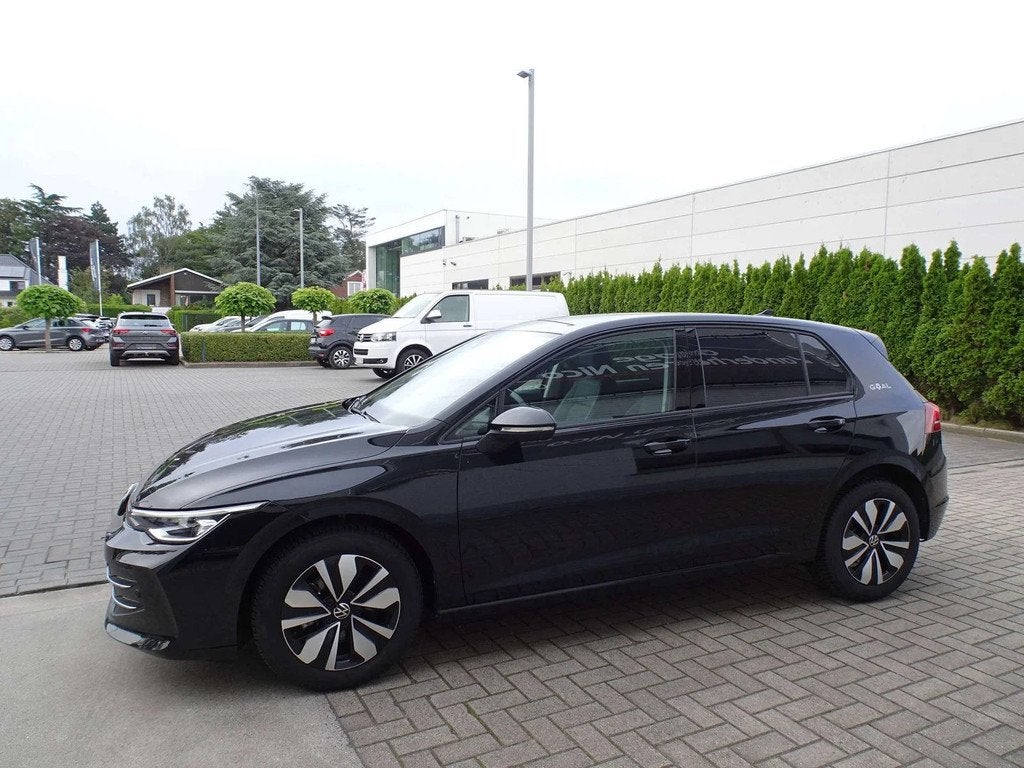 Volkswagen Golf VIII 1.5TSie Goal FULL LED,VIRTUAL,TREKHAAK,, 1800 kg, Zwart, 4 cilinders, 116 pk