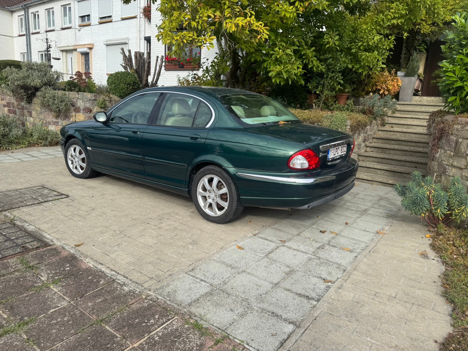 JAGUAR. X, Autos, Cuir, Achat, Verrouillage central, Boîte manuelle