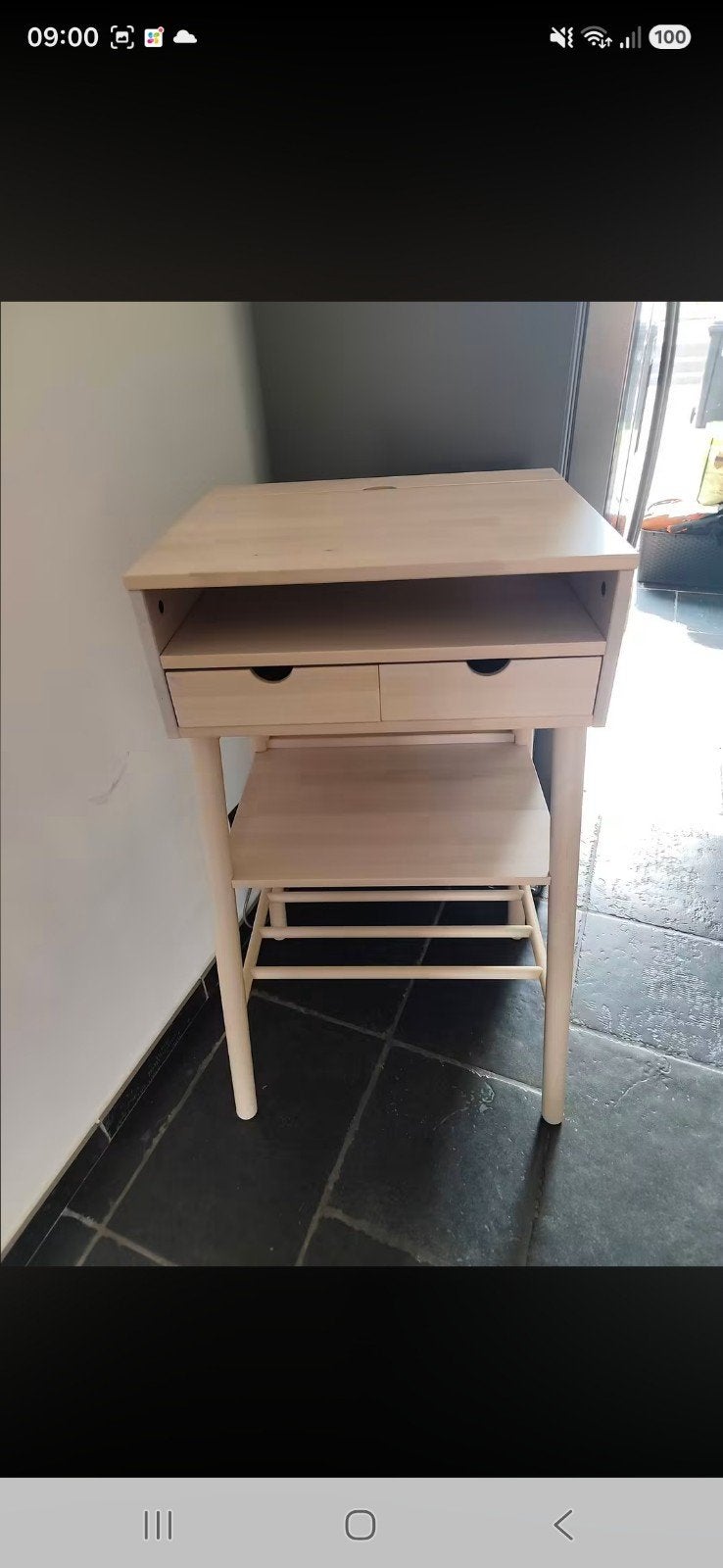 bureau haut, Enlèvement