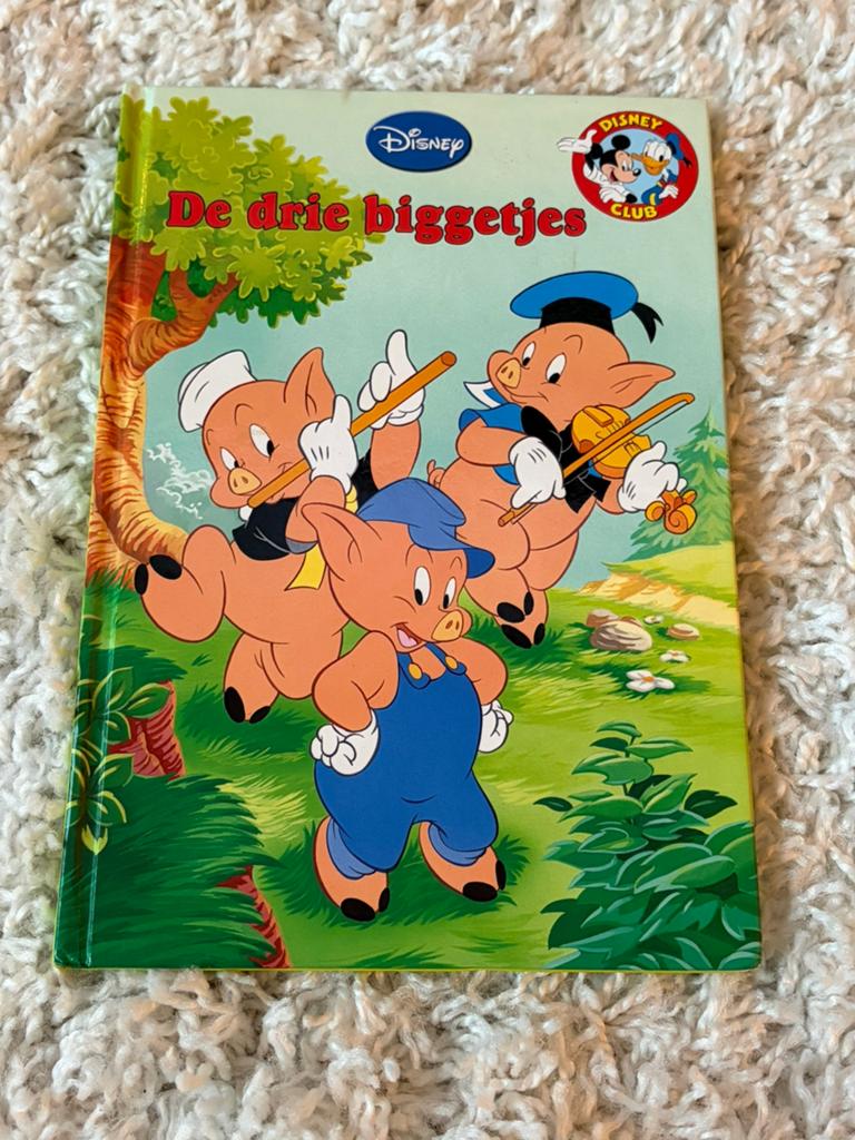 Disney club met CD - De drie biggetjes, Boeken, Ophalen of Verzenden, Gelezen, Jongen of Meisje, Fictie algemeen