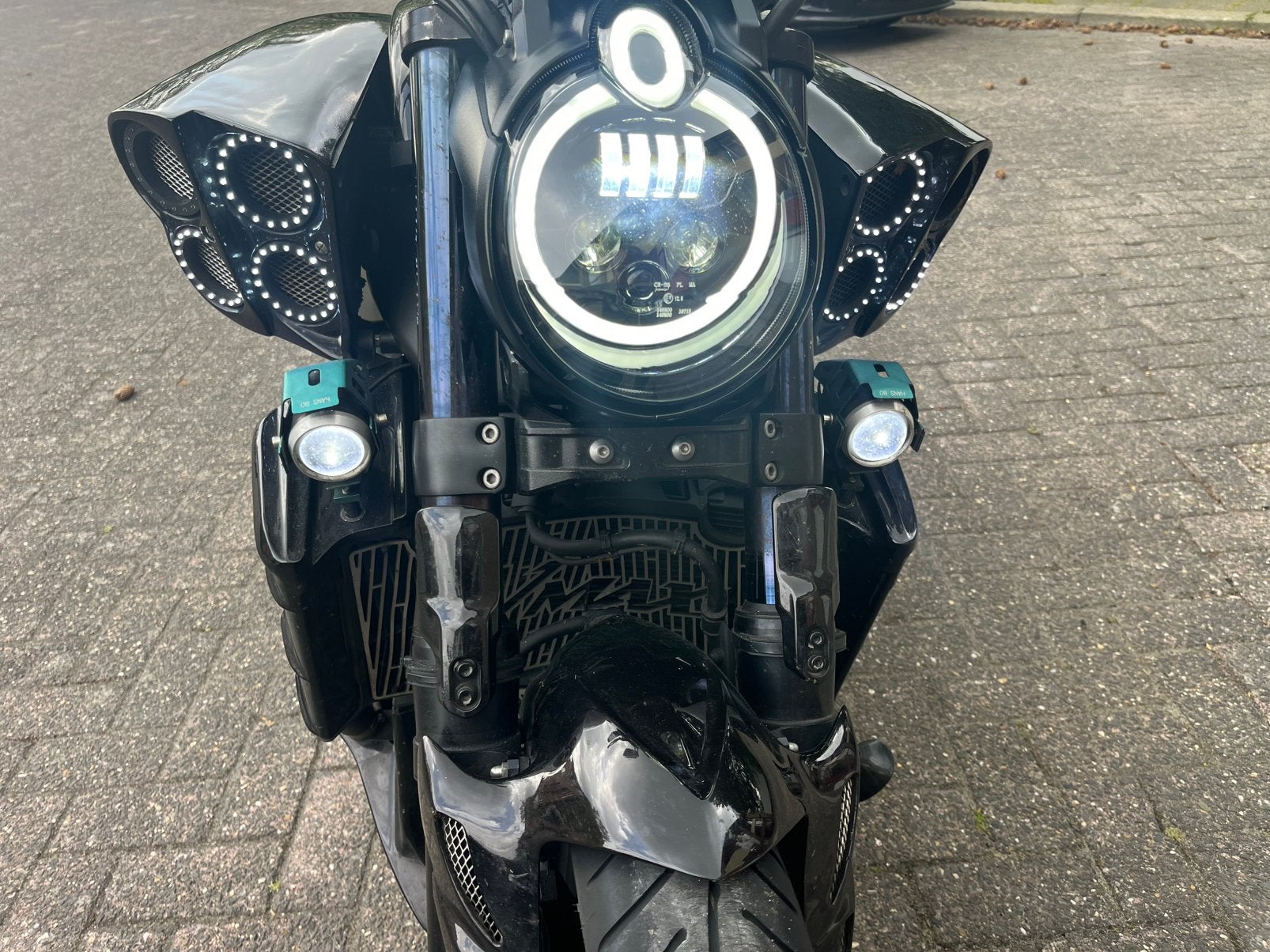 vmax 1700 2009  Moet Weg, Motoren, Motoren | Yamaha, Traction Control, 4 cilinders, Gebruikt, Particulier