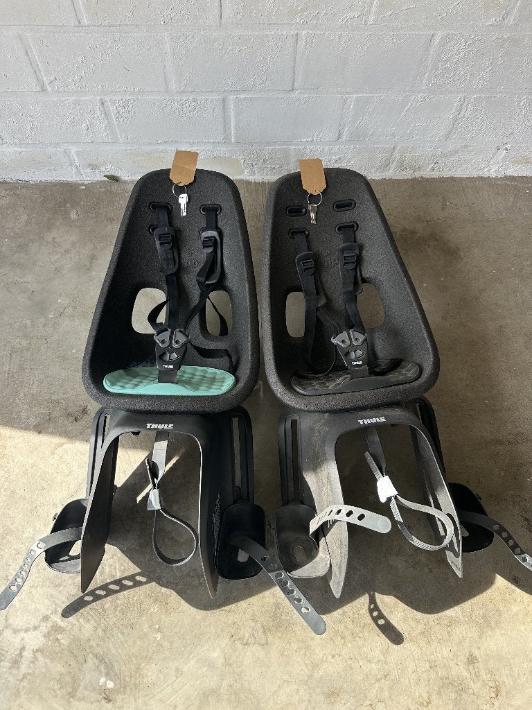 2x thule yepp, Fietsen en Brommers, Ophalen, Achterzitje, Voetsteuntjes, Yepp (Thule)
