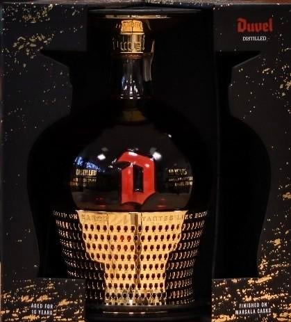 Distillé en 2023, Enlèvement