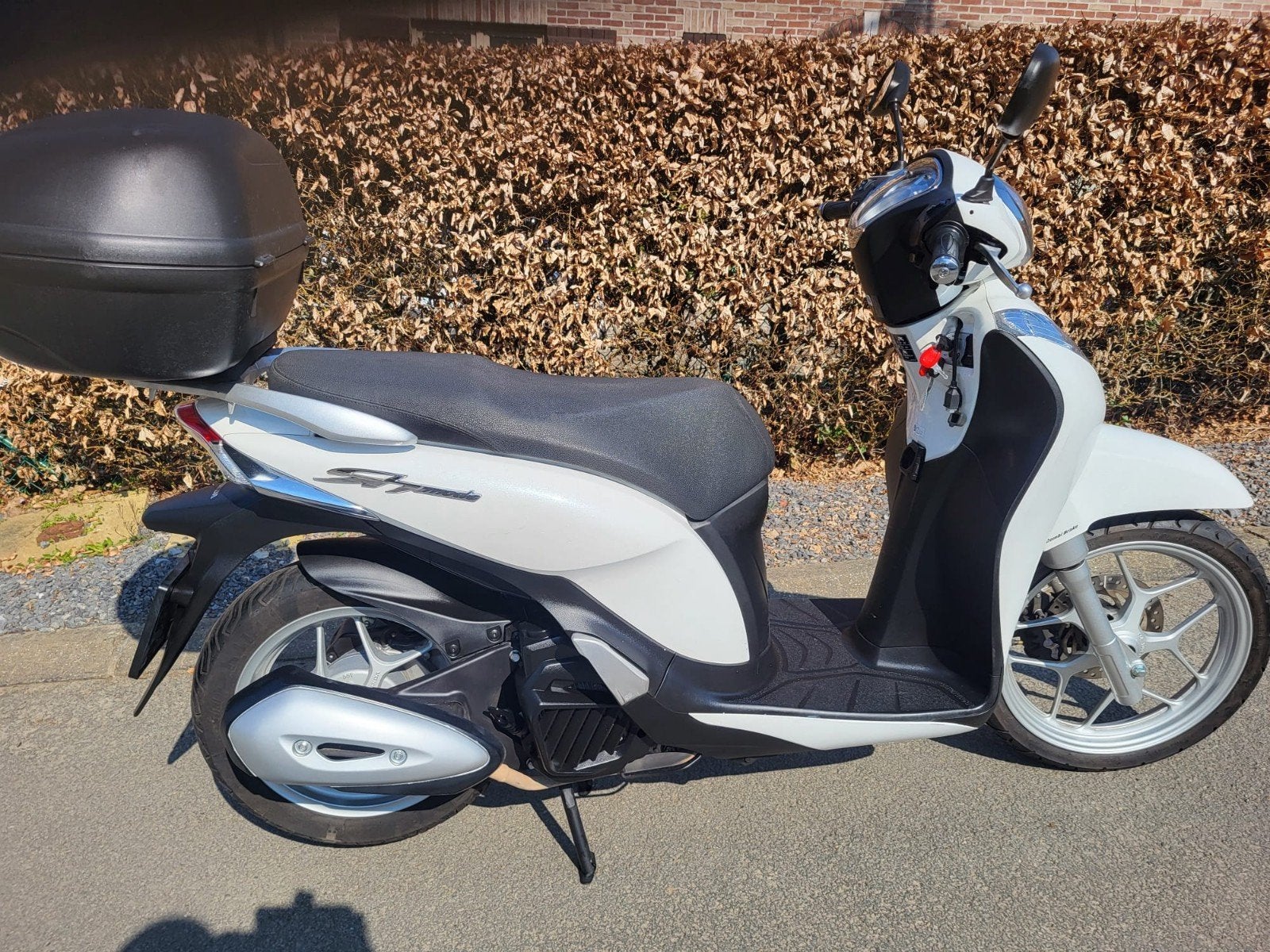 Honda sh 125 année 2016, Motos, Motos | Honda, Particulier