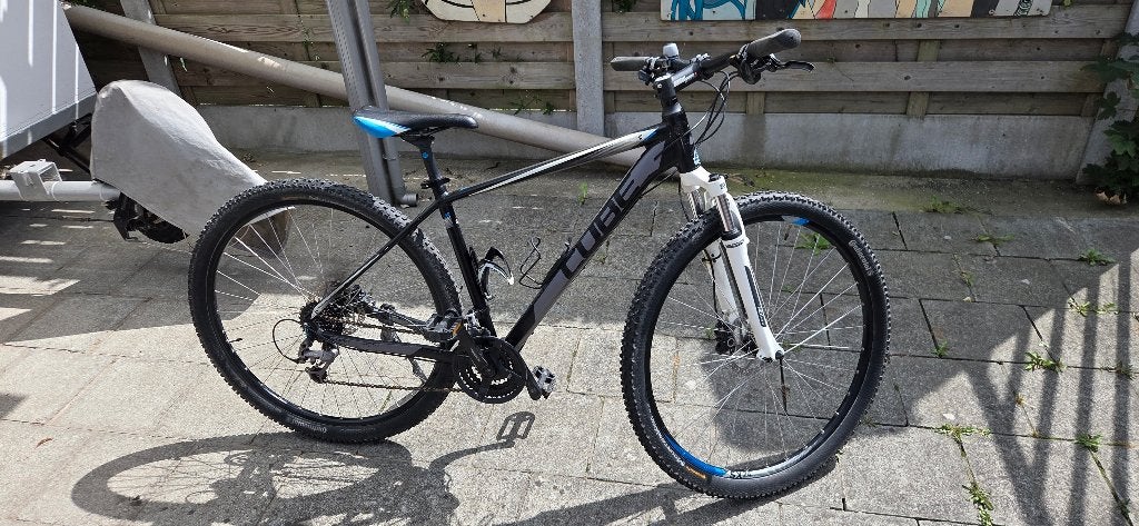 Cube aim sl 29 mountainbike, Fietsen en Brommers, Hardtail, 45 tot 49 cm, Zo goed als nieuw, Schijfrem