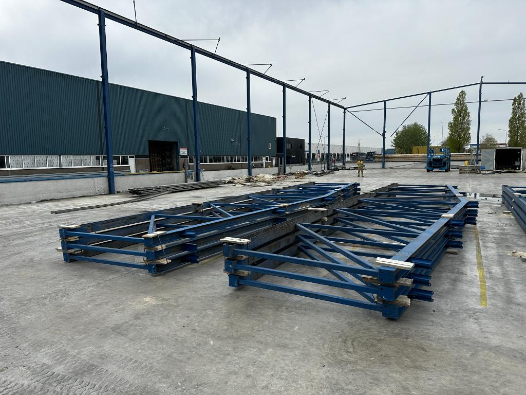 Staalconstructie bedrijfspand 2000m2, Doe-het-zelf en Bouw, Ophalen, Gebruikt