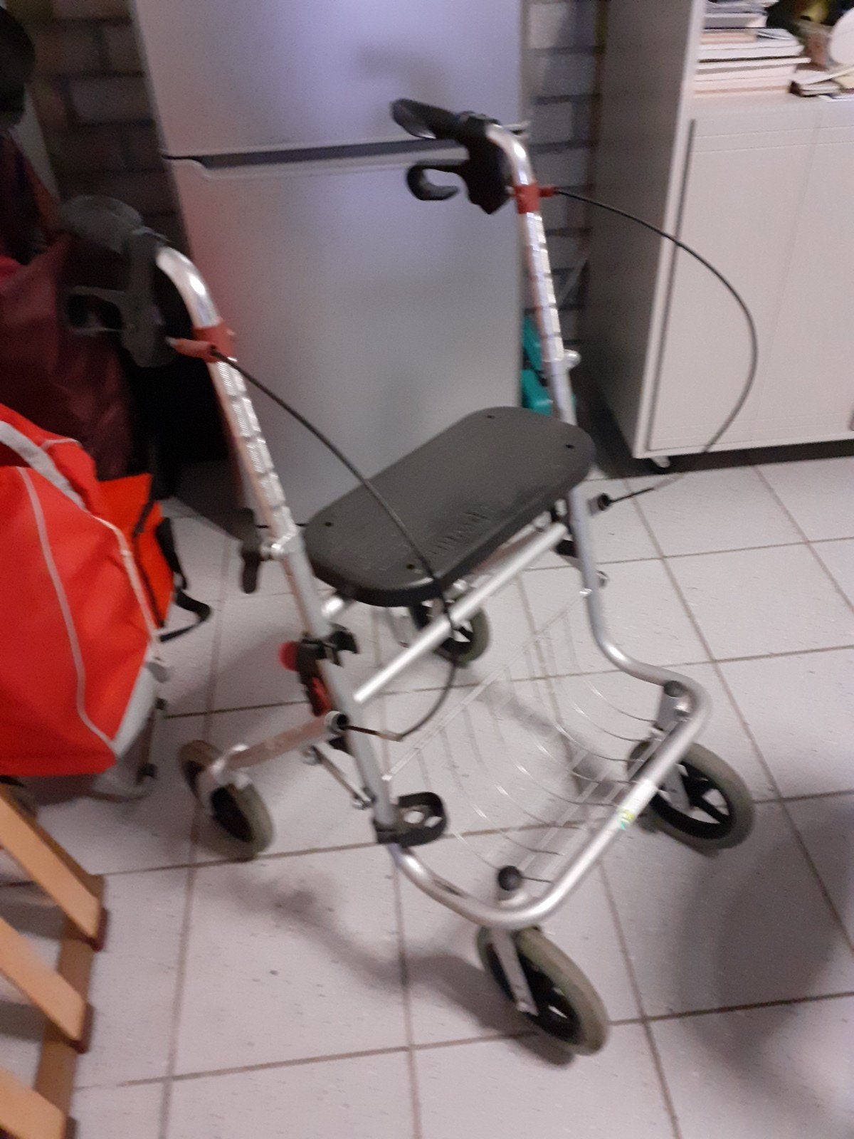 rollator, Divers, Enlèvement