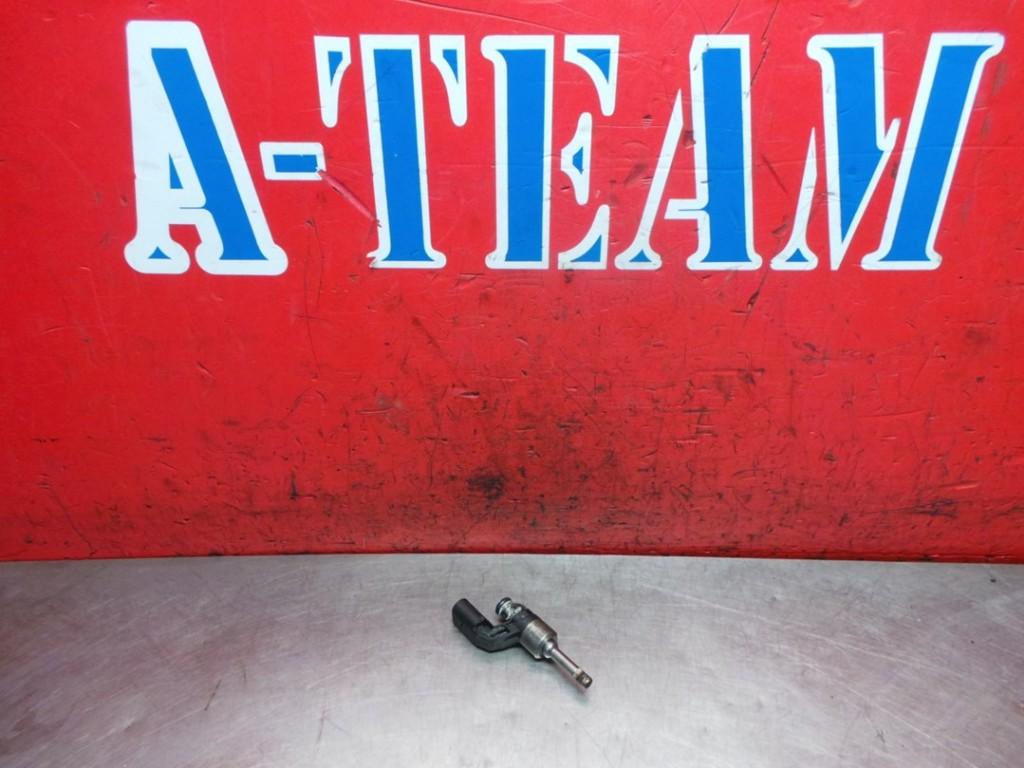 INJECTOR BRANDSTOF Volkswagen Polo V (6R) (03C906036F), Gebruikt, Volkswagen
