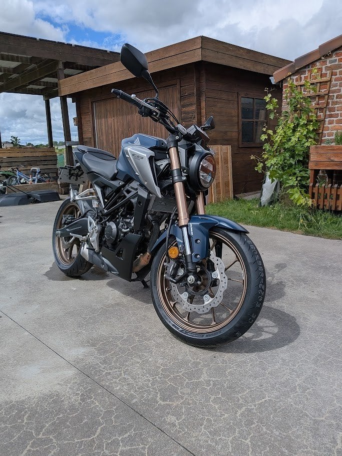 Honda CB 125 r, Motos, Motos | Honda, Occasion, Permis Moto A1 minimum, Particulier, ABS