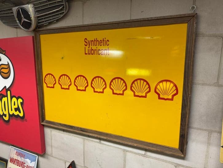 Vintage Shell Synthetic Lubricant Reclamebord